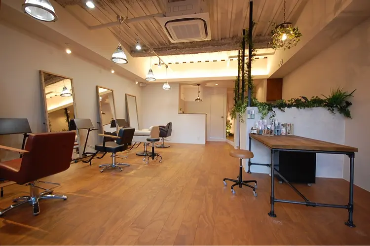 AKALA HAIRの内観・外観2