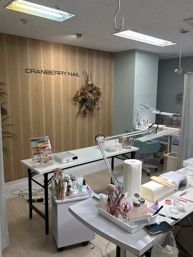 cranberry nailの内観・外観2