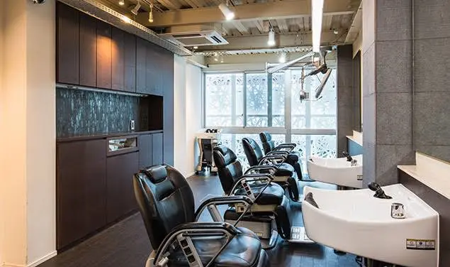 KEEN creative hair 溝の口店の内観・外観2