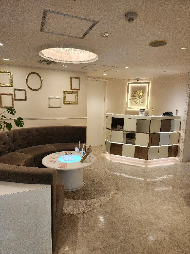 Salon EF 金山店の内観・外観1