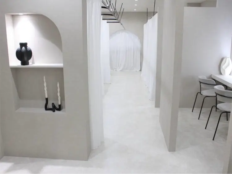 【LED・マツエク・パリエク・まつげパーマ・眉毛】Ci belle 梅田茶屋町店の内観・外観1