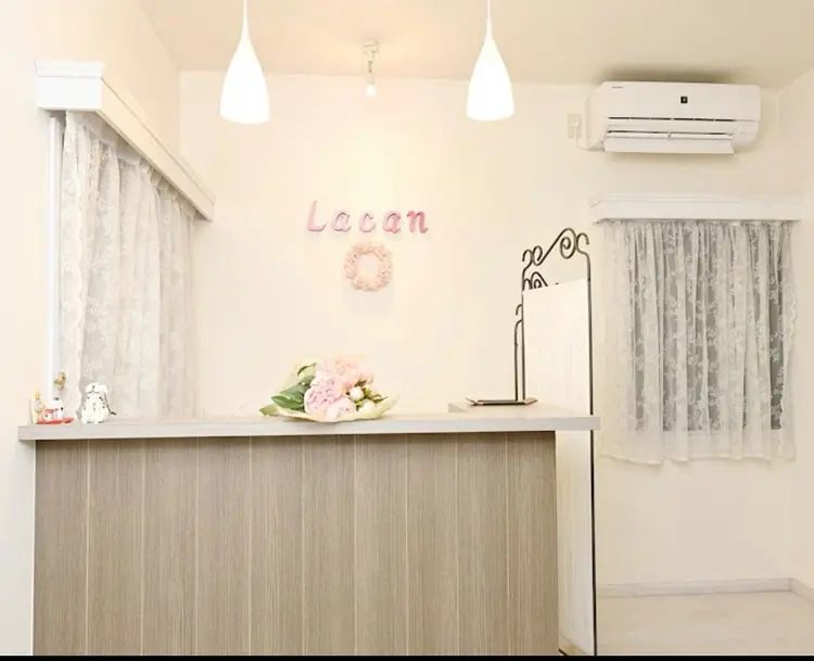 Lacan Beauty&Skinの内観・外観2