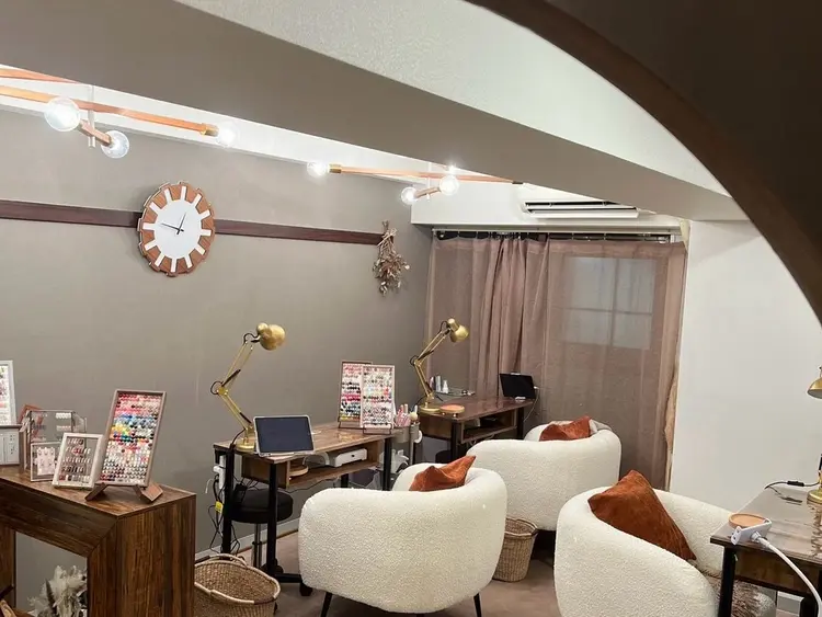 nail salon LILi third.の内観・外観1