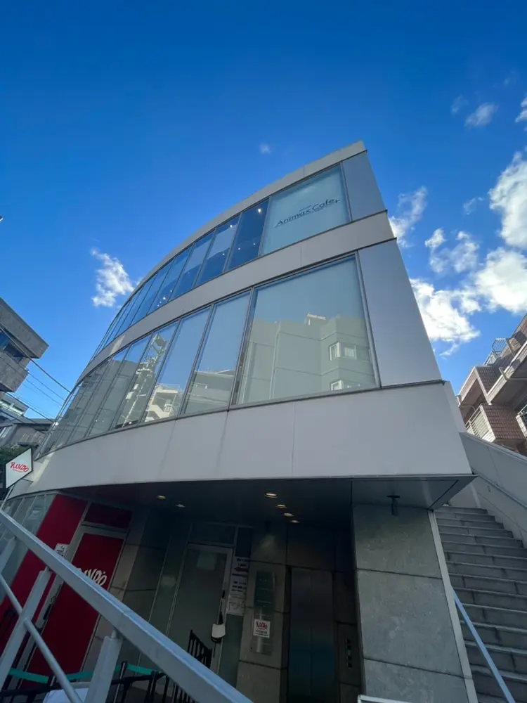 SALOWIN 渋谷　宇田川店の内観・外観1