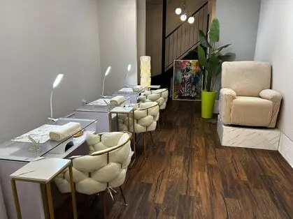 izmon nail【イズモンネイル】の内観・外観2