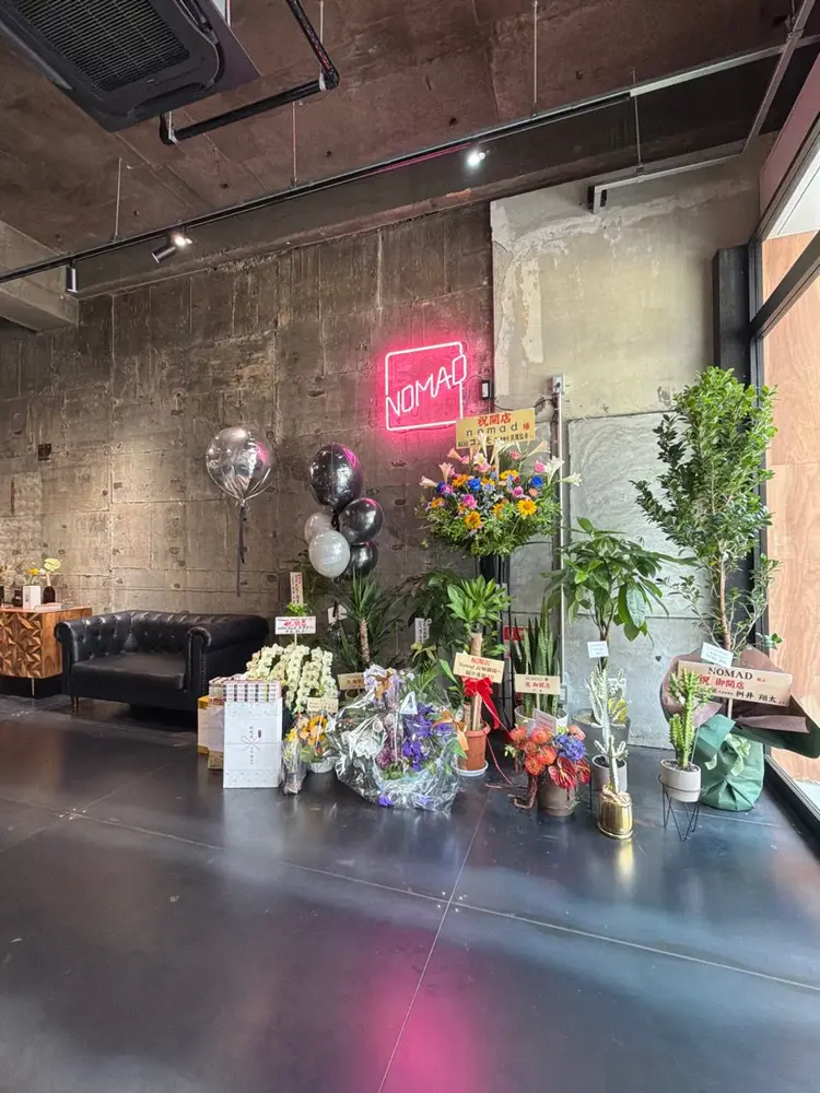 NOMADの内観・外観1
