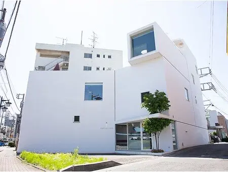 collec+ismの内観・外観1