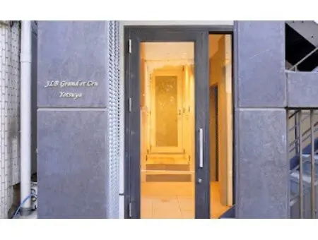 SENSE ACADEMY 四谷 Jr.Salonの内観・外観1