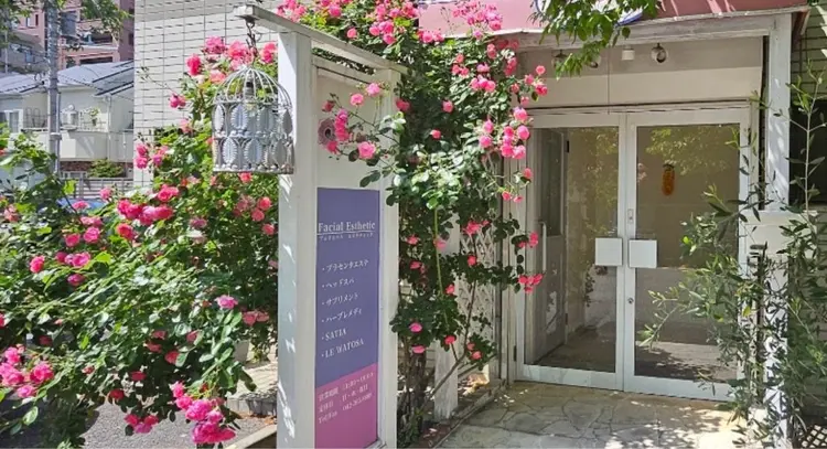 Lacan Beauty&Skinの内観・外観1