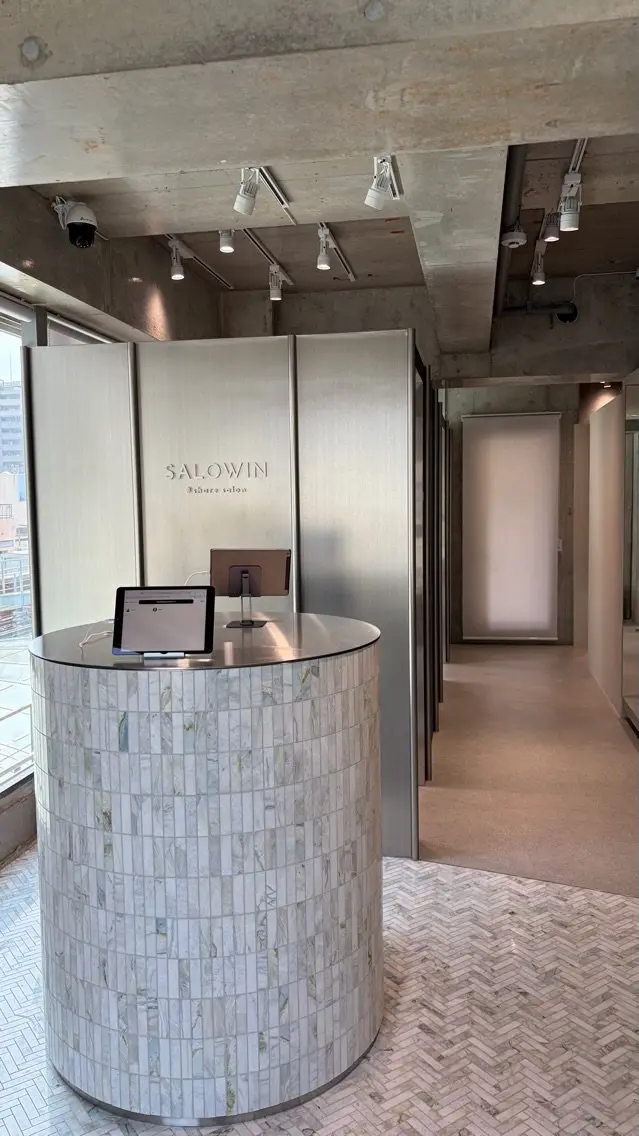 SALOWIN赤羽店の内観・外観1
