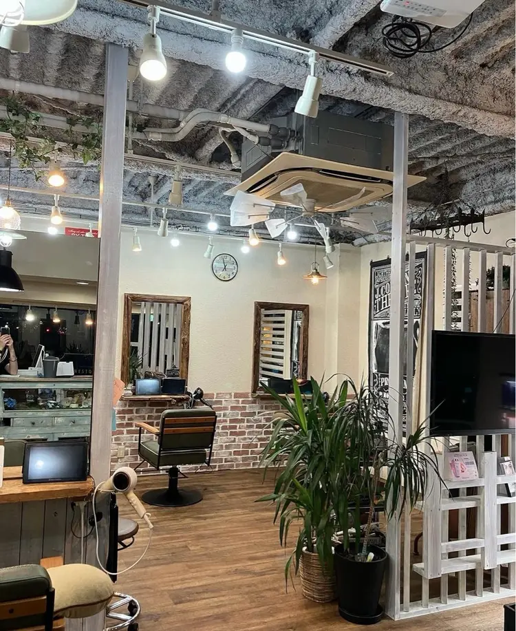GRAPE VINES港南台店の内観・外観2