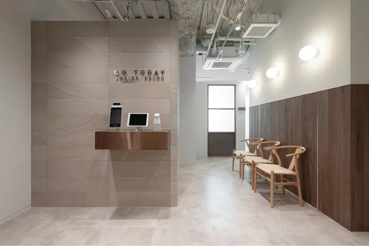 GO TODAY SHAiRE SALON銀座Cras店の内観・外観1