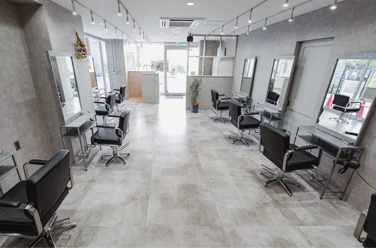 SOYON本厚木店の内観・外観2
