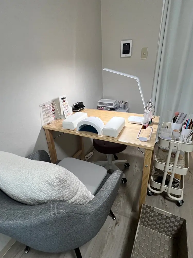 nail salonAの内観・外観1