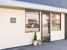 美容室アルファガーデンセカンドの内観・外観2