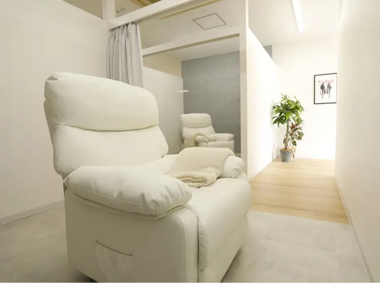 アイラッシュサロン　Carinaの内観・外観1