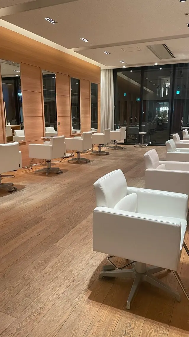 ホワイトハウス大阪店の内観・外観3