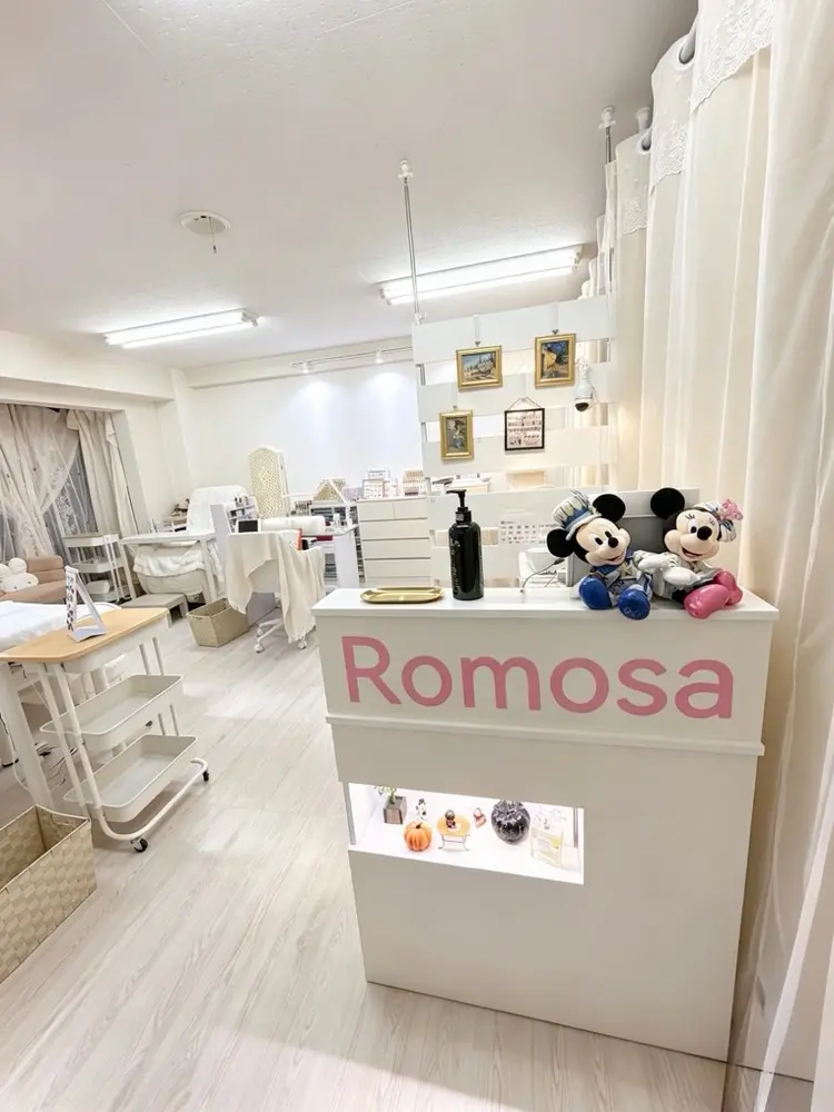 Romosa Nail Salonの内観・外観1