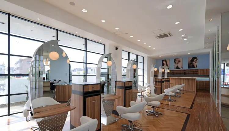 SalonEF金山店の内観・外観3