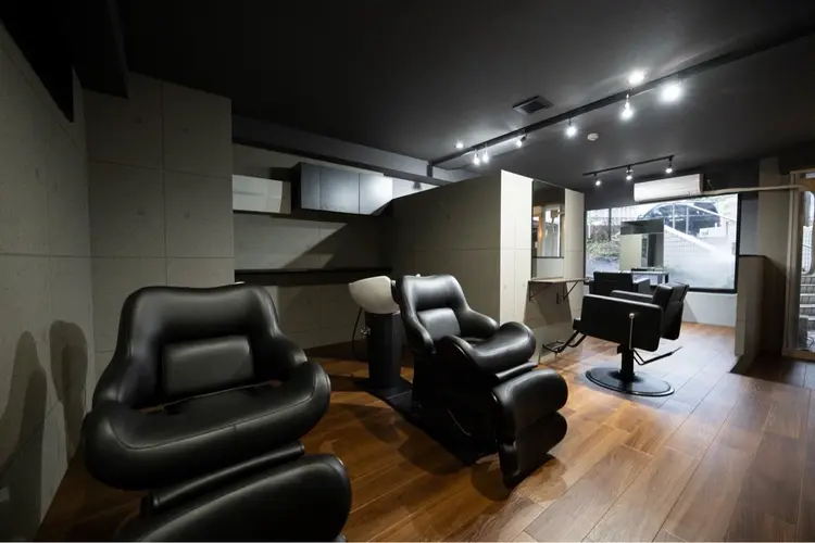 men's salon AXLの内観・外観3