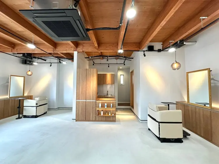 swordlief hair&spa 久宝寺店の内観・外観1