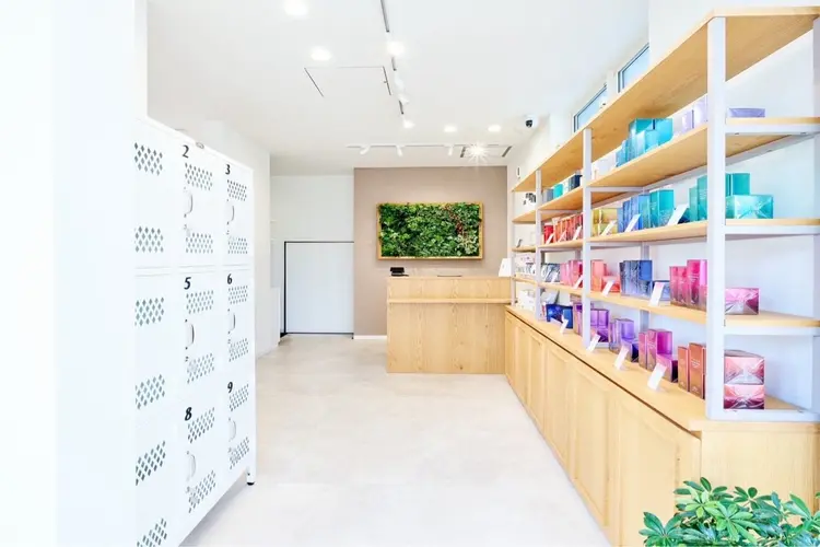LiL HAIR&SMILE 新浜店の内観・外観3