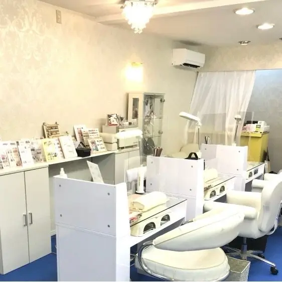 ネイルサロンTinker Bellの内観・外観1