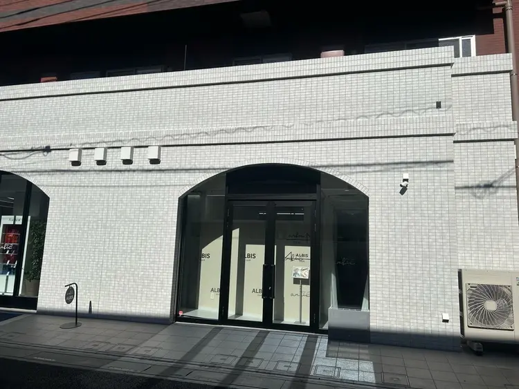 ビューティーアイラッシュアズ熊谷店の内観・外観1