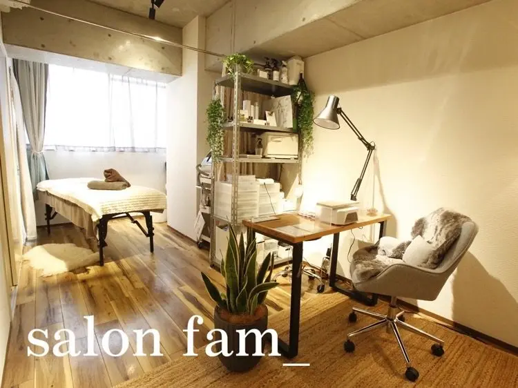 自爪育成/深爪矯正salon fam_【ネイルケア・エステ脱毛】の内観・外観1