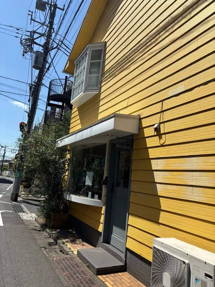 pourl worksの内観・外観1