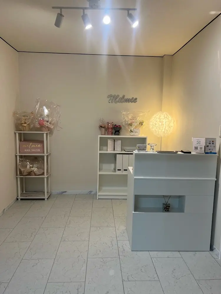 milmie nailの内観・外観2