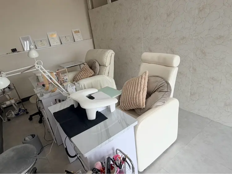 Nailsalon Roaの内観・外観1