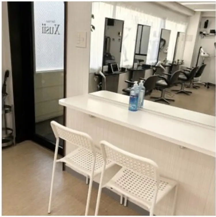 hair salon xusiiの内観・外観3