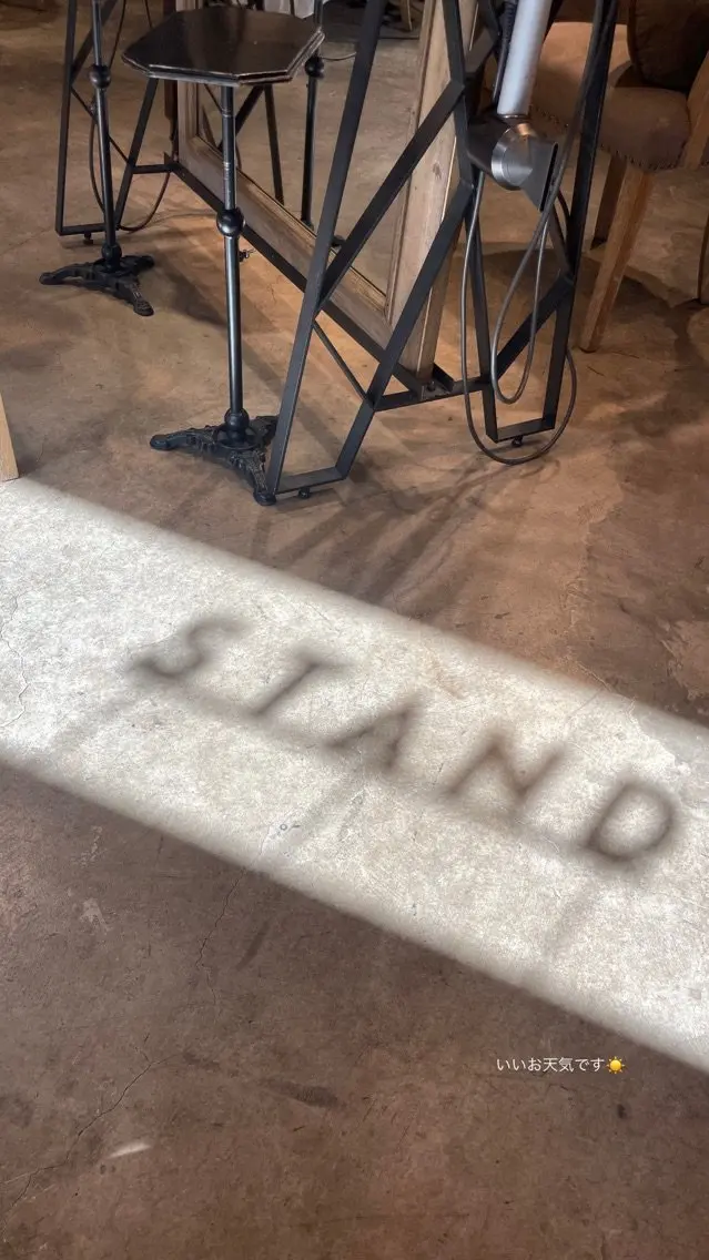 STANDの内観・外観2