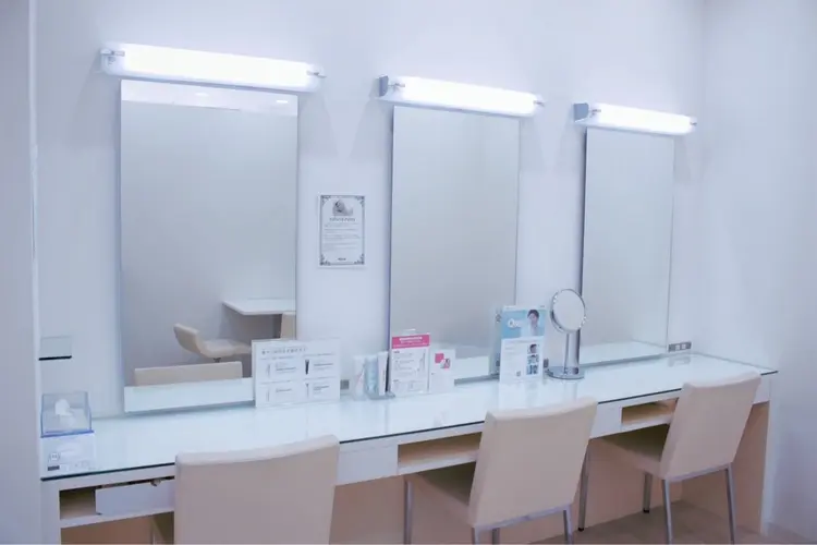 POLA THE BEAUTY 枚方田宮店の内観・外観3
