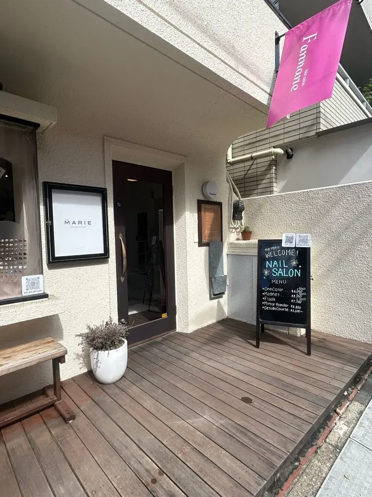 THE MARIE 表参道店の内観・外観2