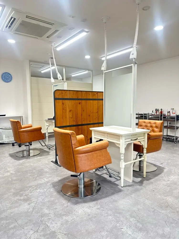 cut&color salon niaの内観・外観3