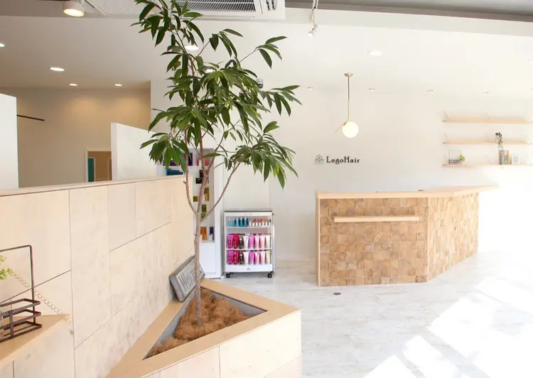 salonLH金剛店の内観・外観1