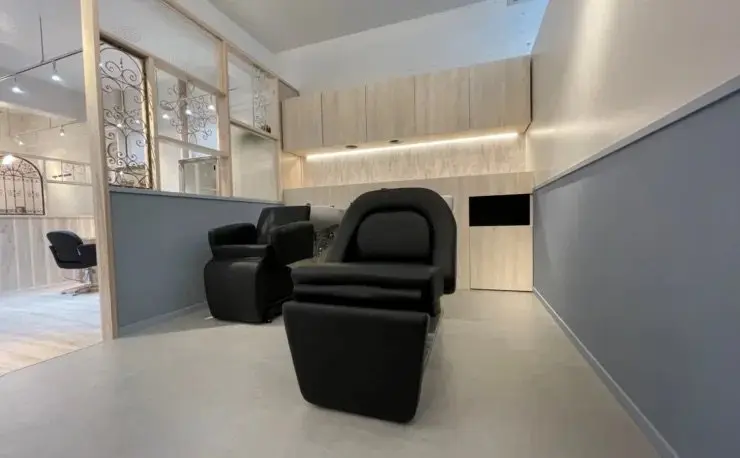 Agu hair clarus布施駅前の内観・外観2