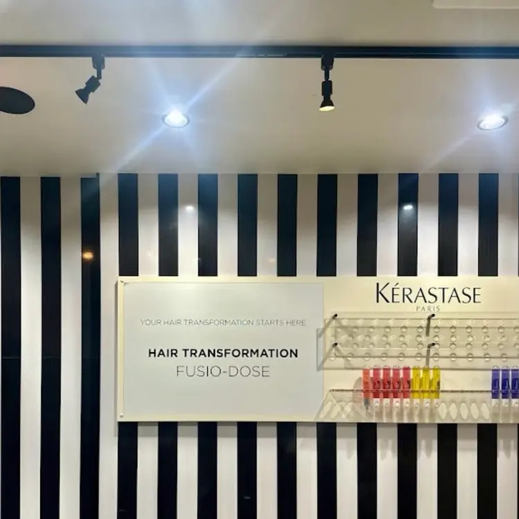 ラピス 大阪 アメ村店の内観・外観3