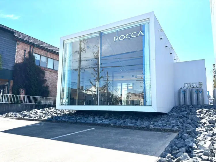 ROCCAの内観・外観1