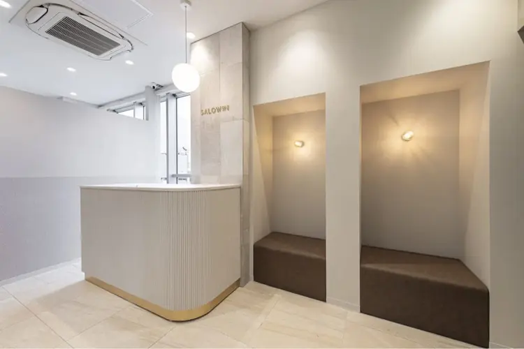 SALOWIN渋谷me+の内観・外観1