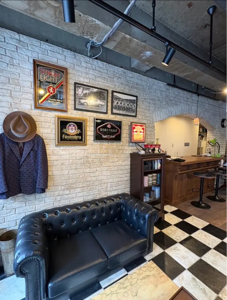 WEST END BARBER SHOPの内観・外観3