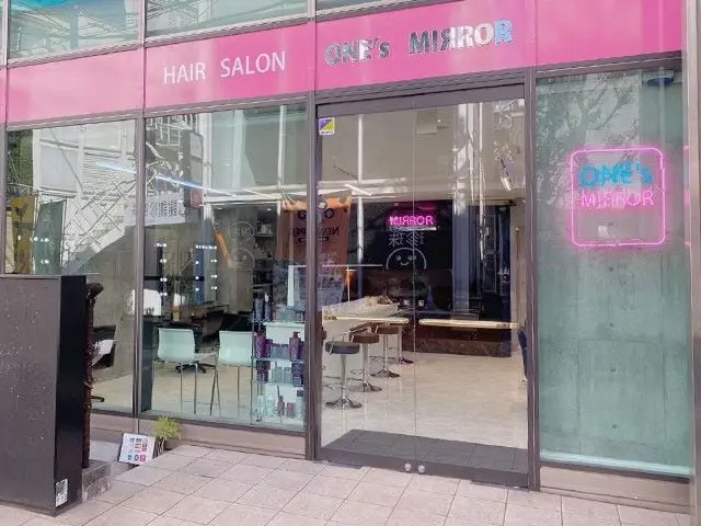ONE's MIRROR 原宿店の内観・外観1