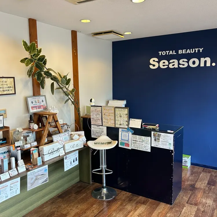 TOTAL BEAUTY Seasonの内観・外観1