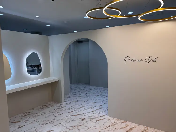 PLATINUM DOLL南草津店の内観・外観2