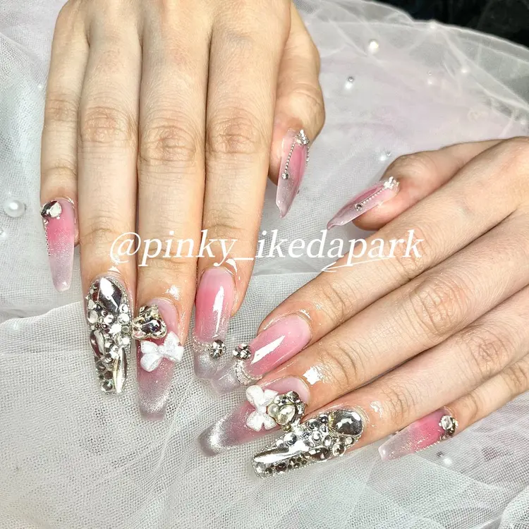 PINKY nailの内観・外観1