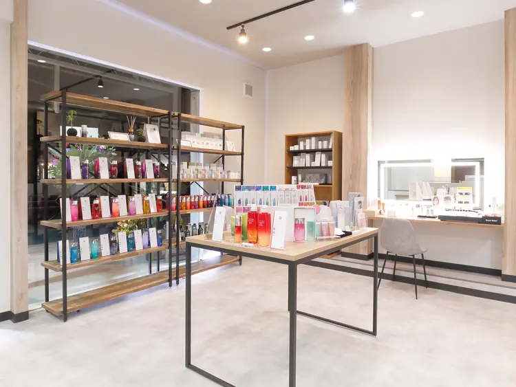 Justhair CINQ上大岡店の内観・外観3