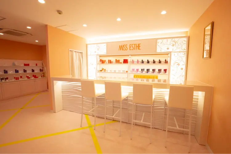 SALON de m3仙台広瀬通店の内観・外観1