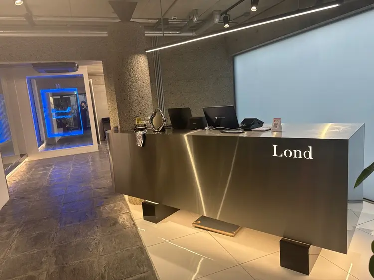 Lond lunaの内観・外観1